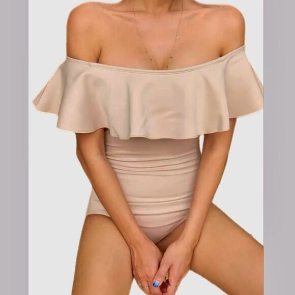 New. Cupshe Lollipop Women’s Falbala One-piece Swimsuit Size L - Picture 1 of 9